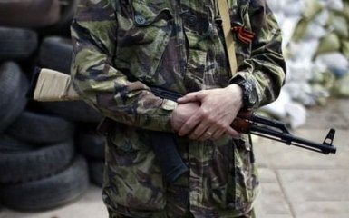 У боевиков "ДНР" появились новые шевроны и оружие