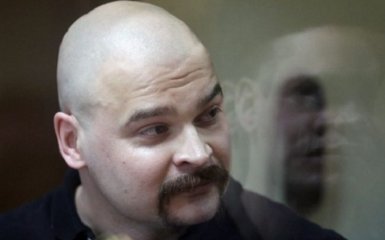 На могиле российского нациста Тесака заметили венок от проекта арт-руководителя мемориала "Бабий Яр"