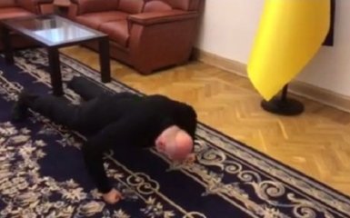 Кровавый пастор губит "Новороссию": видео с Турчиновым повеселило сеть