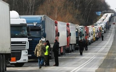 Polish farmers stopped the blockade of two checkpoints on the border with Ukraine
