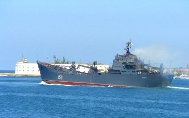 РФ вперше за рік визнала втрату корабля "Саратов" у порту Бердянська — відео