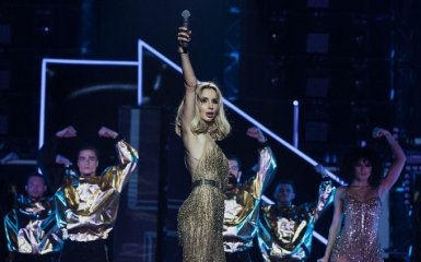 Оставайся в Москве, Света: Лобода выступила в России, появились фото