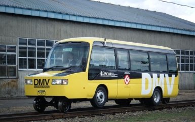 У Японії винайшли гібрид автобуса та потяга