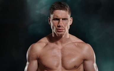 Верховен поділився очікуваннями від бою з Усиком