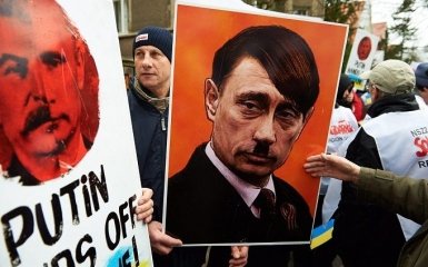Звинувачення Росії щодо Криму: в мережі згадали про Гітлера