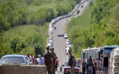 Росіяни вже 10 днів не випускають людей через блокпост у Василівці — Федоров