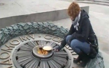 ЕСПЧ заставит Украину выплатить компенсацию активистке, жарившей яичницу на "Вечном огне"