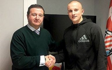 Защитник "Карпат" перешел в испанский клуб: опубликовано фото