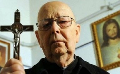 Дьявол это ненавидит: какими признаниями поделился главный экзорцист Ватикана