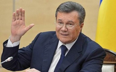 Янукович подал в суд на Раду и жалуется на Украину