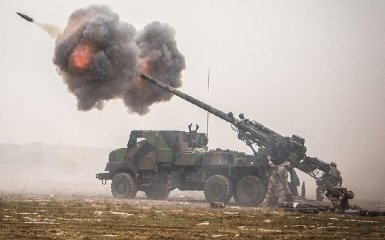 Франция объявила о передаче Украине еще 12 САУ Caesar