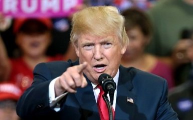 Трамп обізвав Клінтон "шахрайкою"