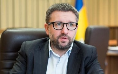 В 16:00 на ONLINE.ua – заместитель министра юстиции Украины Денис Чернышов