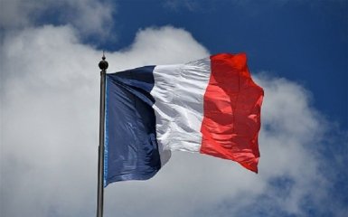 Франція підтримує повне нафтове та газове ембарго для РФ