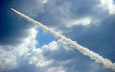 Как Турчинов запускал новые ракеты: появились видео