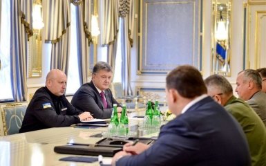 Обострение в Крыму: Порошенко принял важное решение