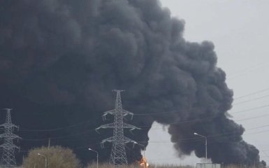 В ОП пообіцяли Росії ще більше бавовни на її території