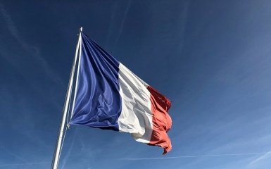 Google і Facebook опинилися в епіцентрі нового скандалу у Франції