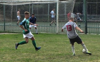 Стартував рекордний матч в історії футболу