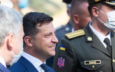 Немедленно это сделать - Зеленский дал срочное задание команде Авакова