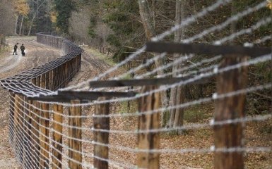 Польша назвала сроки начала строительства забора на границе с Украиной