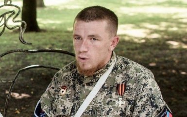 В Донецке появился странный "мемориал Моторолы": опубликованы фото и видео, соцсети смеются