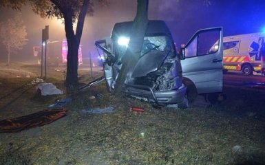 В Венгрии разбился автобус с украинцами, много пострадавших: появились фото