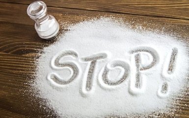 Кожна пачка заражена салом: соцмережі висміяли заборону української солі в Росії