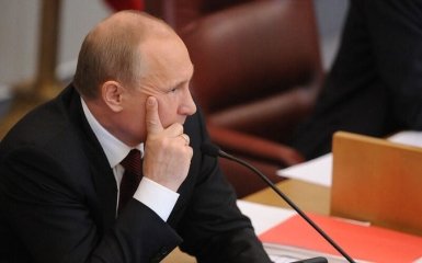 Путин не видит выхода после начала войны против Украины и все больше изолируется — Washington Post