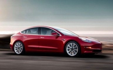 Електромобіль Tesla встановив новий рекорд по пробігу без підзарядки: опубліковано відео