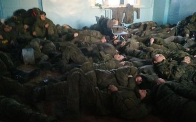 Военных РФ оставили без воды и еды вблизи границы Украины