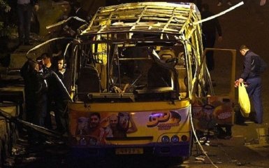 Вибух автобуса в Єревані: з'явилися несподівані подробиці трагедії і нові відео