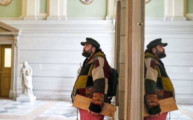 "Наивные иконы" Романа Зилинко: как говорить о Боге с помощью искусства