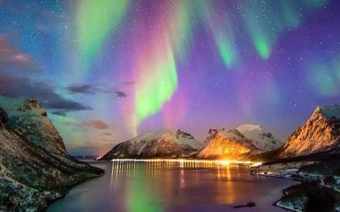 У мережі показали північне сяйво в Норвегії: видовищні фото і відео