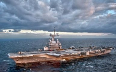 Франция в войне с ИГИЛ подключила "сверхтяжелую артиллерию"