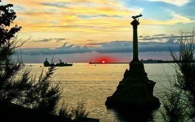 С Украиной в сердце: жители оккупированного Крыма устроили патриотический флешмоб