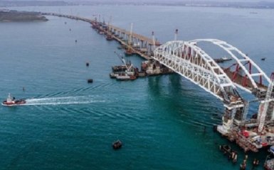 InformNapalm: владельцы судов, которые блокировали Керченский пролив, владеют бизнесом в Украине