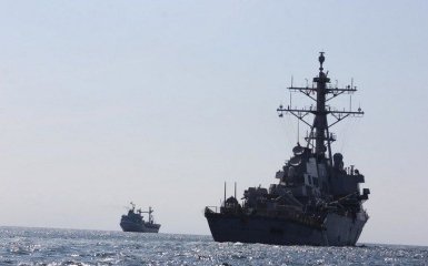 США срочно отправили ракетные эсминцы в Черное море