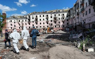 Мариуполю грозит вспышка холеры из-за нехватки питьевой воды и массовых захоронений