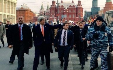Видно, хто господар: фото посланника Обами в Москві викликало гнів у росіян