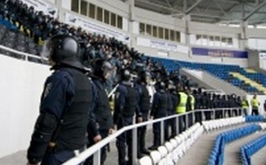 Полиция снова будет охранять футбольные стадионы