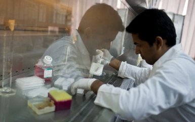 Вчені озвучили особливості штаму коронавірусу "Лямбда"