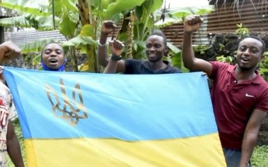 Жителі Конго зворушливо привітали українських військових з Днем ЗСУ