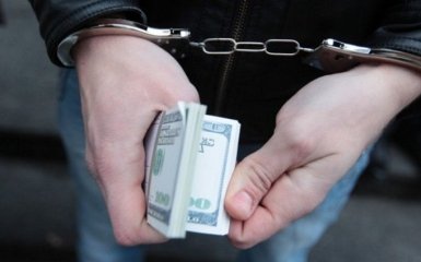 Мэра города на Сумщине поймали на взятке: стали известны подробности