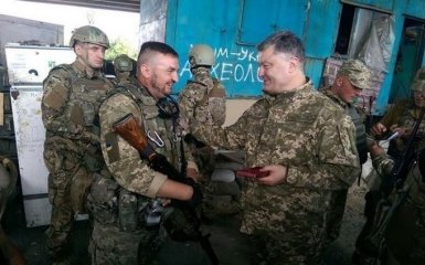 Порошенко на передовой: волонтер рассказал, была ли реальная опасность