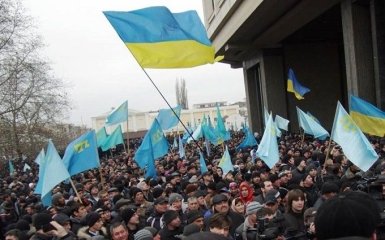 Мы вас не оставим: Порошенко обратился к жителям оккупированного Крыма