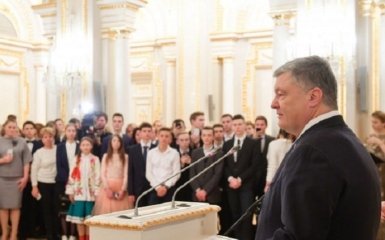 Скандальний нардеп подав позов до Порошенко: що відбувається