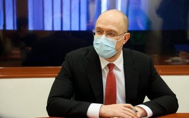 Кабмин утвердил дополнительные выплаты за бустерную вакцинацию от COVID-19