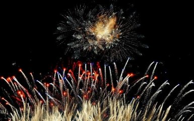 В Киеве запретили фейерверки и громкую музыку