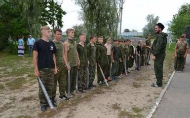В соцсетях грустно пошутили о жутком лагере для детей Донбасса в России: появились фото